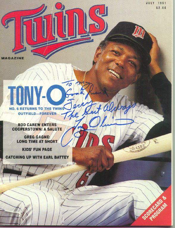 tony oliva 2.jpg (101319 bytes)