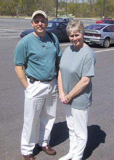 Ronnie & Debbie.jpg (39080 bytes)
