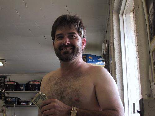 mike1.jpg (24502 bytes)