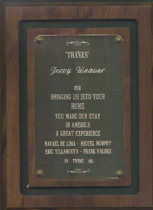 plaque2.jpg (41909 bytes)